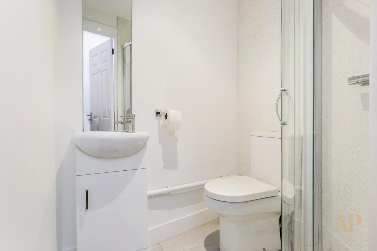 Split Level Studio Apartment In Camden Londres Exterior foto